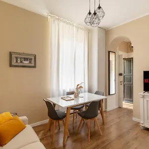 https://volta-accomodation.italymilanhotels.net